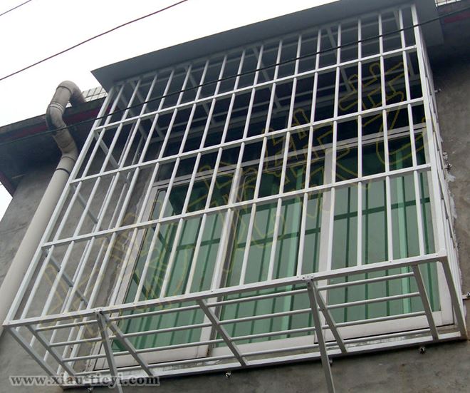 突出式下支撐不銹鋼護(hù)窗