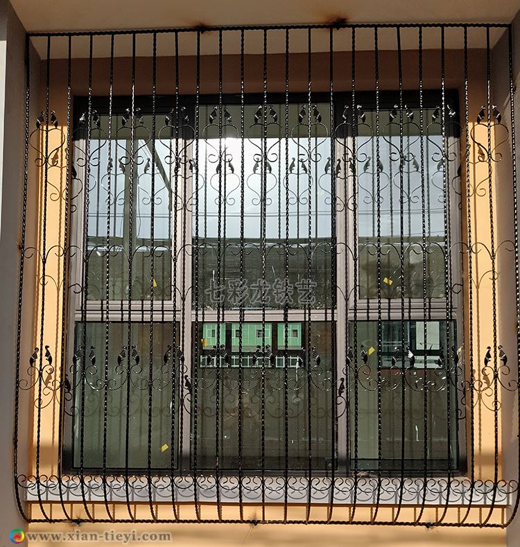 新筑派出所鍛造鐵藝護窗_2
