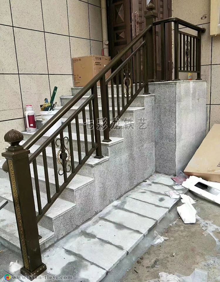 西安市未央?yún)^(qū)鐵藝樓梯護(hù)欄