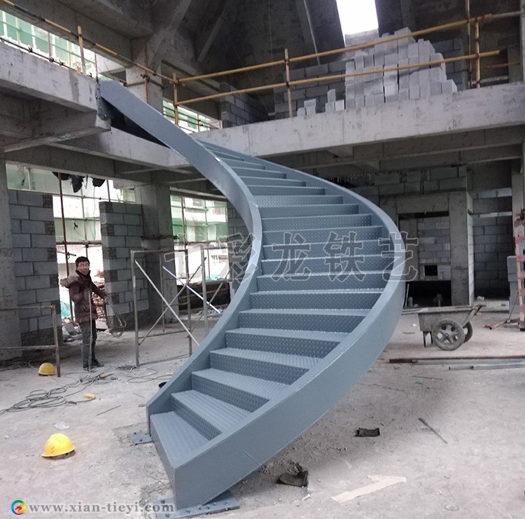 咸陽(yáng)高鐵新城售樓處箱梁弧形樓梯_3