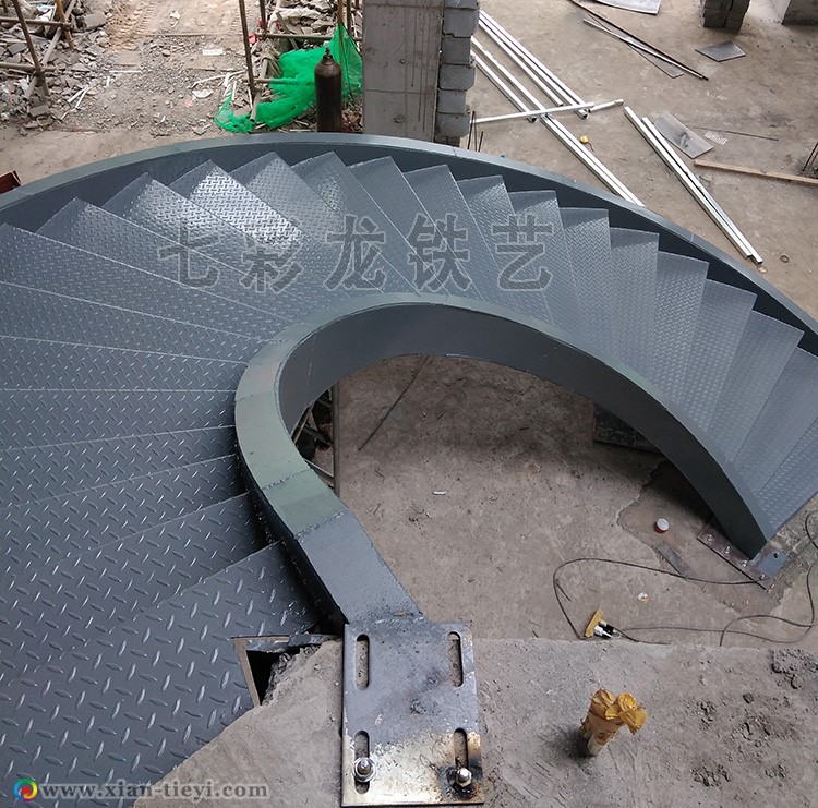 咸陽(yáng)高鐵新城售樓處箱梁弧形樓梯_6