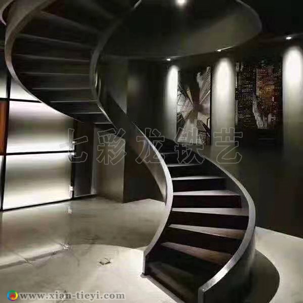 鋼結(jié)構箱型梁板式旋轉(zhuǎn)樓梯