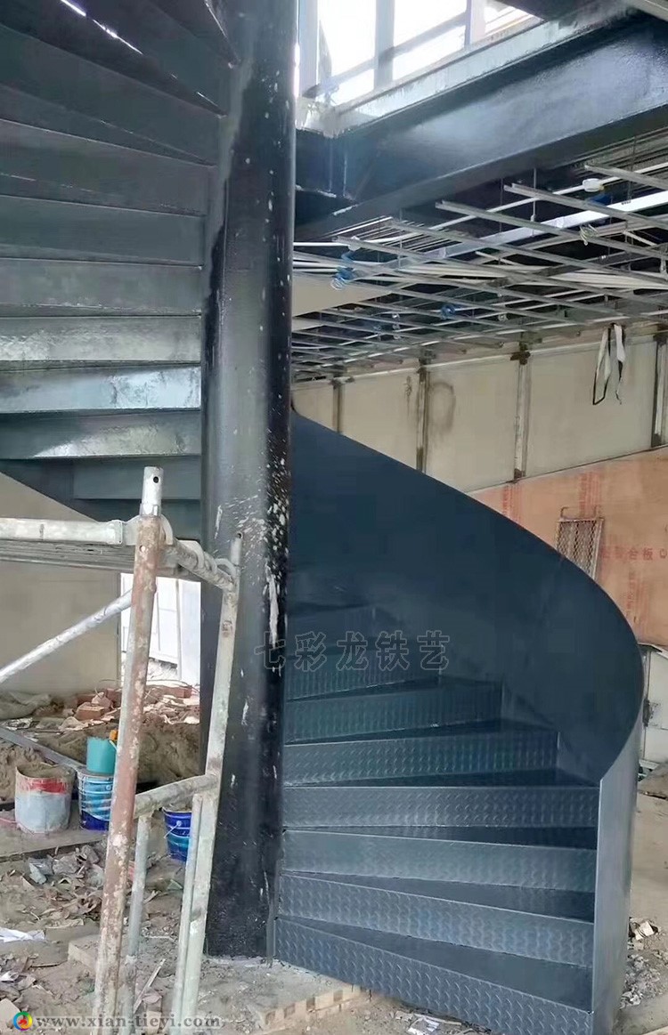 大中柱鋼結構旋轉樓梯