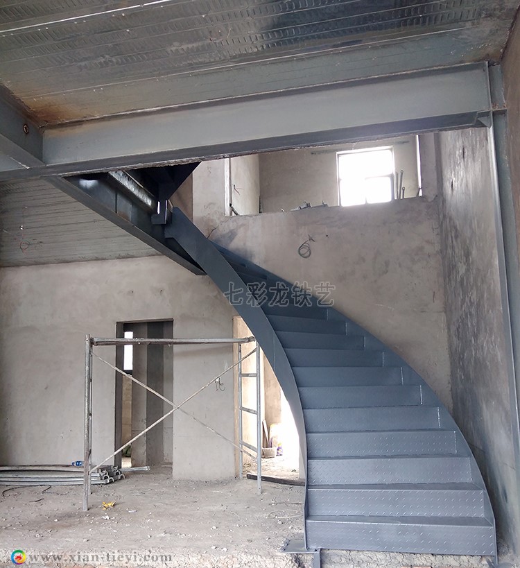 楊圪塔村自建房鋼結構板式樓梯_2