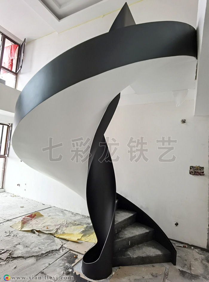 無(wú)中柱鋼結(jié)構(gòu)旋轉(zhuǎn)樓梯板式螺旋梯_4