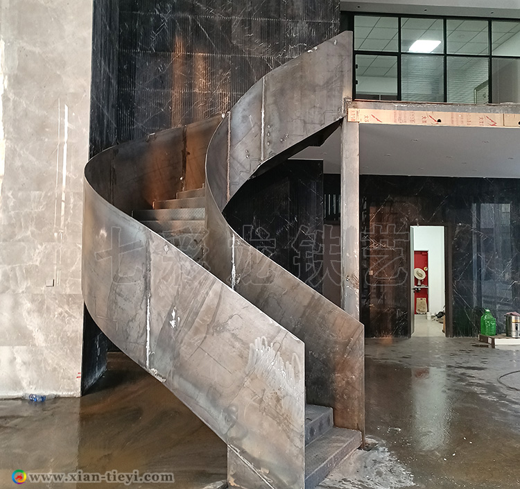 銅川市德榮地產售樓處螺旋鋼樓梯_側立面