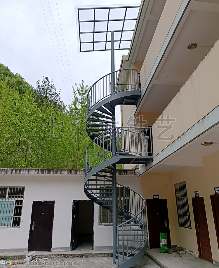 寧陜縣室外鋼結(jié)構(gòu)旋轉(zhuǎn)樓梯