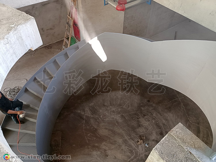 太白山售樓處鋼構(gòu)旋轉(zhuǎn)樓梯_5