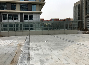 工業(yè)大學(xué)鋼結(jié)構(gòu)玻璃雨棚