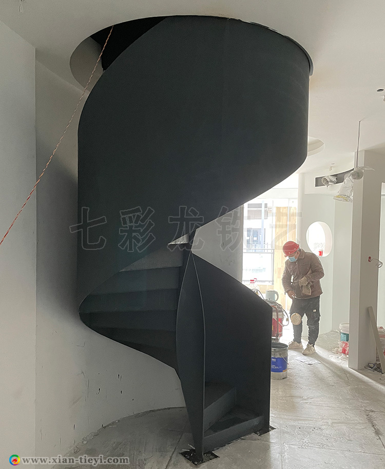 龍湖新壹城鋼構(gòu)旋轉(zhuǎn)樓梯_2